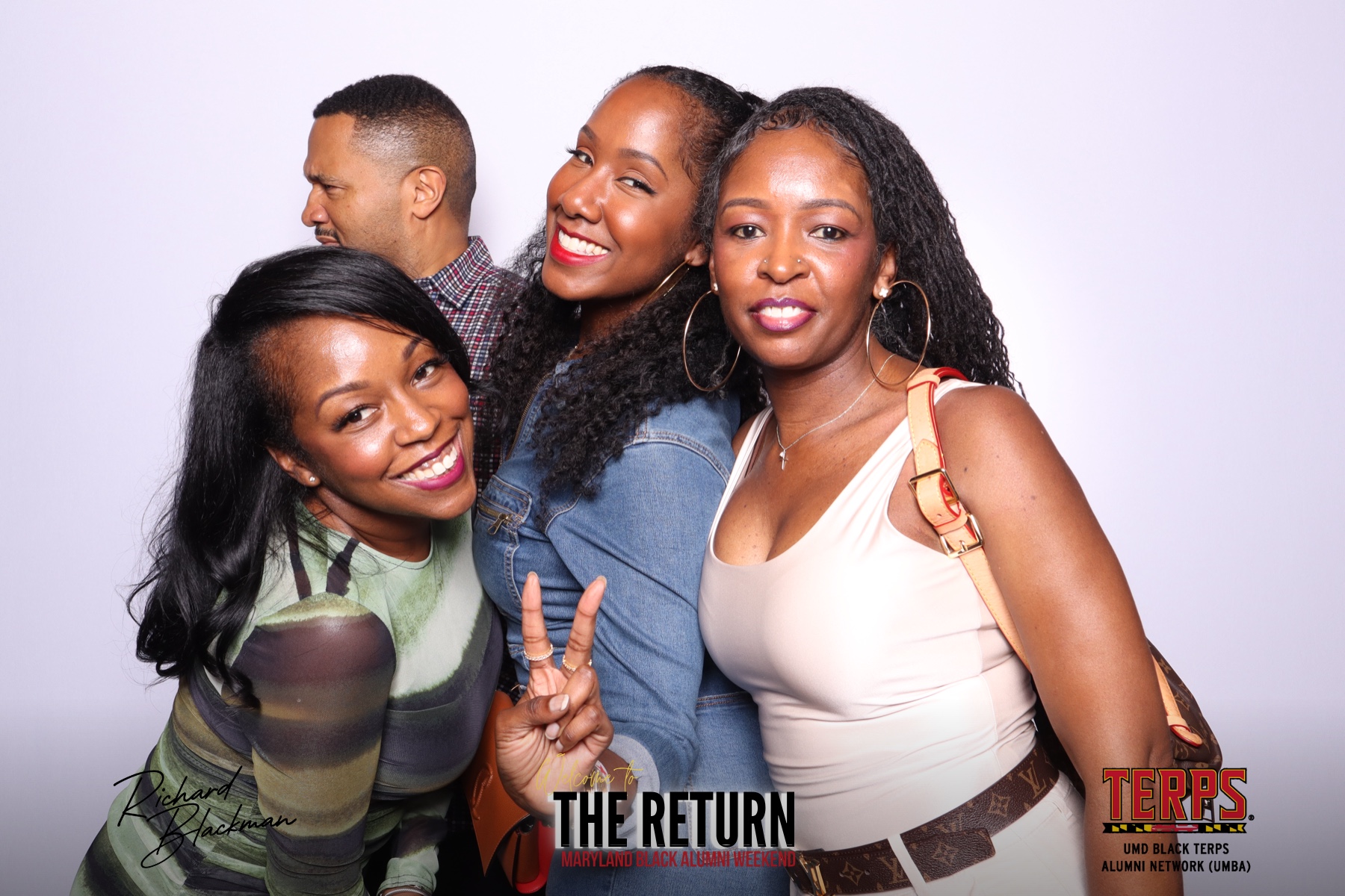 The Return 2026 - Photo Booth 142